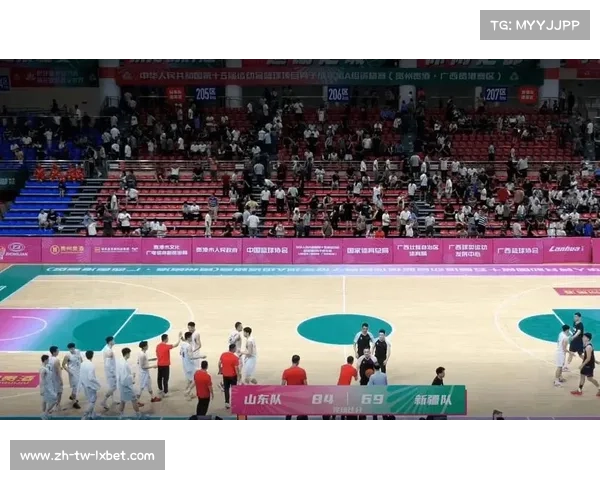 山东新星顶替受伤主力首秀砍下12分获鞠维松高度评价