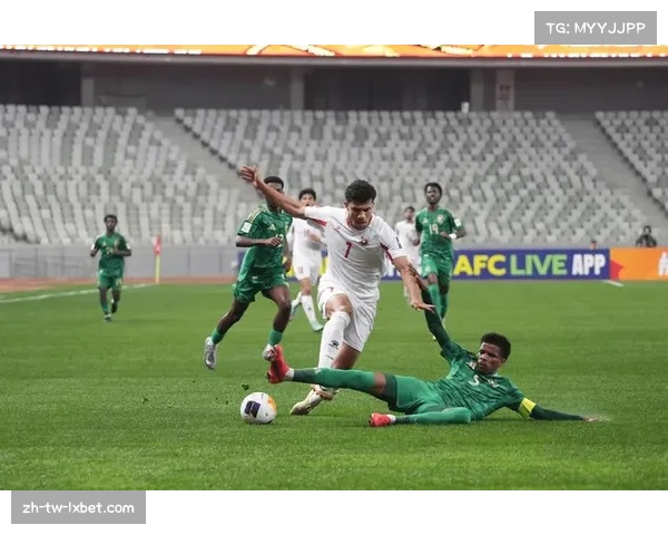 约旦防守组织严密 反击效率与定位球威胁的战术依托